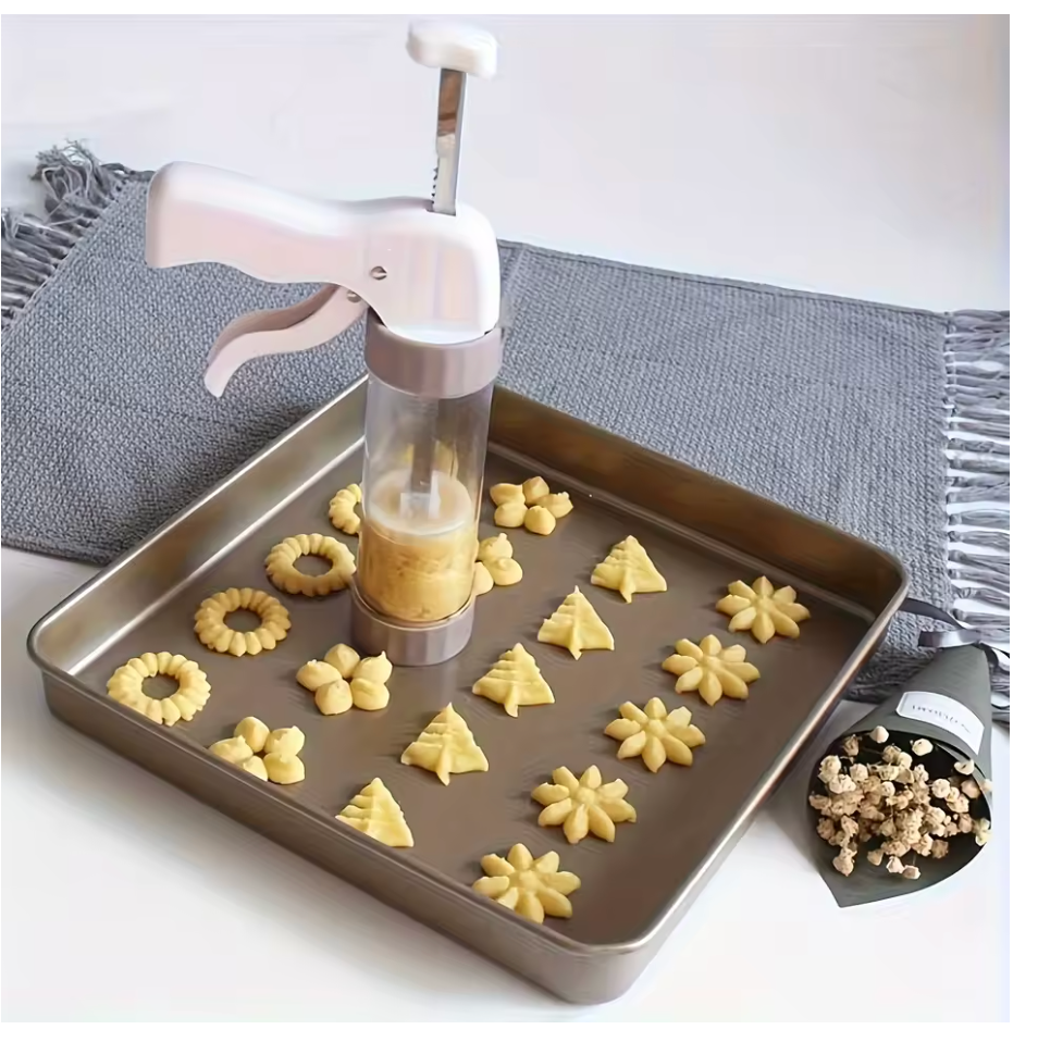 Cookie Press Set – 1 Set with Plastic Press Gun & Accessories