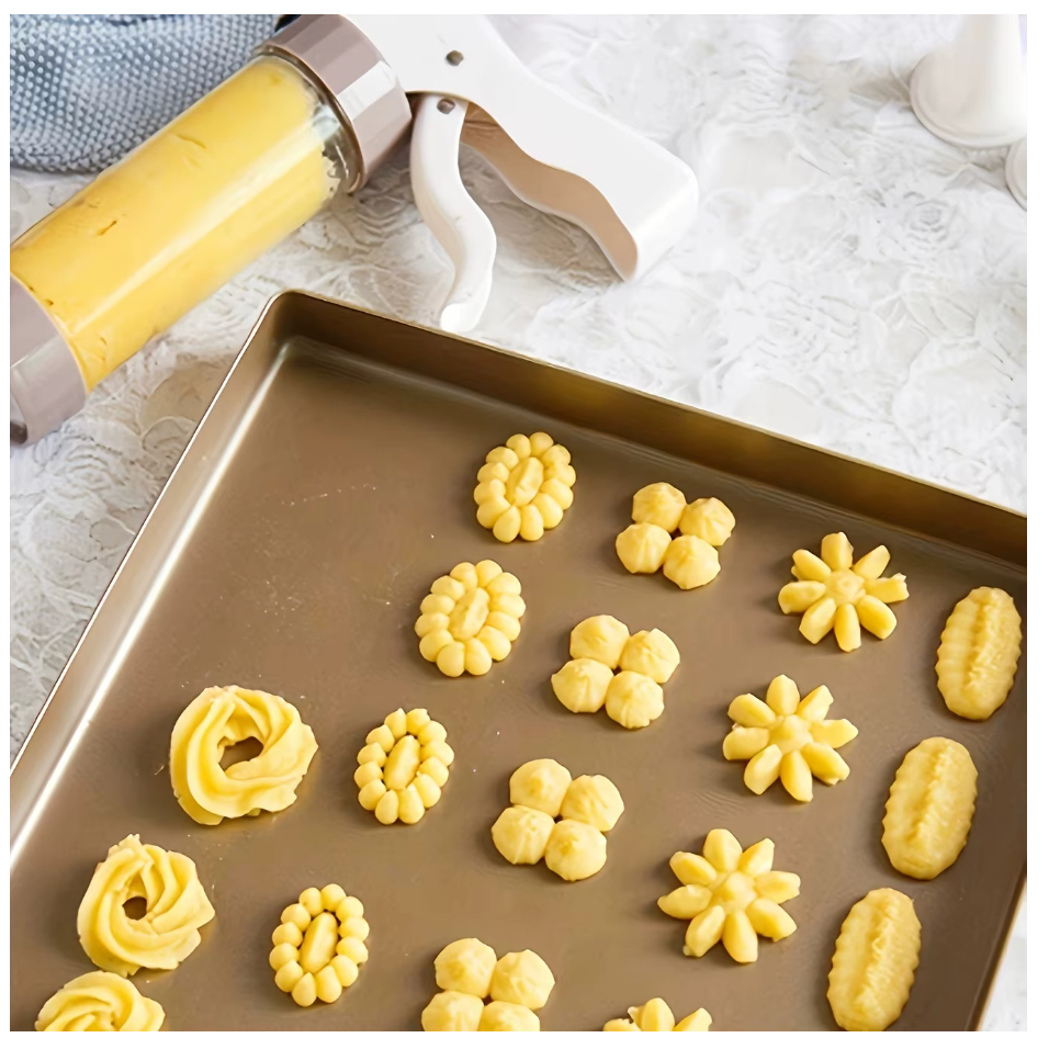 Cookie Press Set – 1 Set with Plastic Press Gun & Accessories